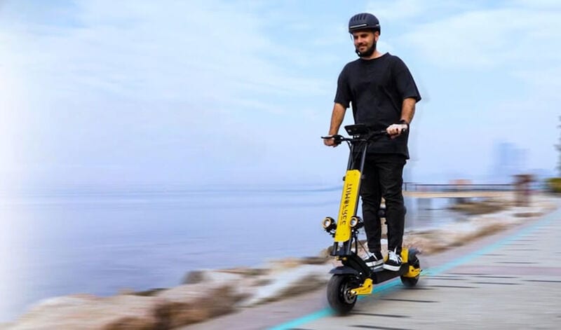 Adaptable Comfort eScooters : Bee electric scooter