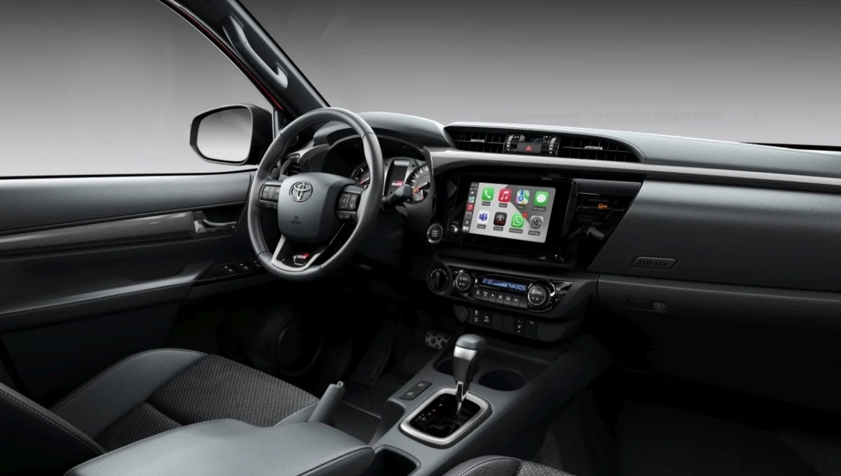 Toyota Hilux अब ₹30.40 लाख से शुरू, लक्ज़री, पावर और सेफ्टी का परफेक्ट कॉम्बो