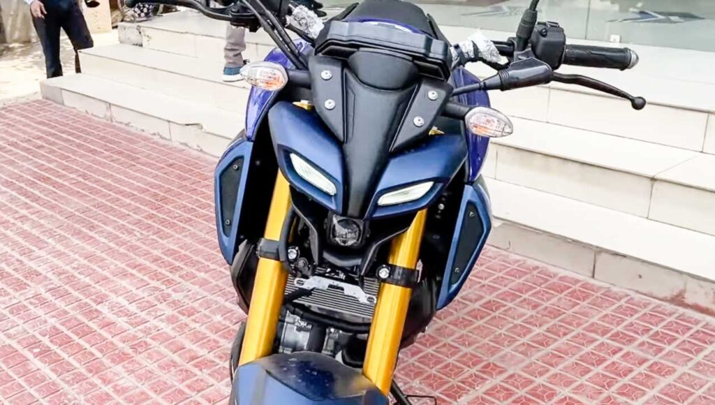 Yamaha MT 15 V2: 155cc पावर, 130 kmph स्पीड और ₹1.68 लाख की दमदार बाइक