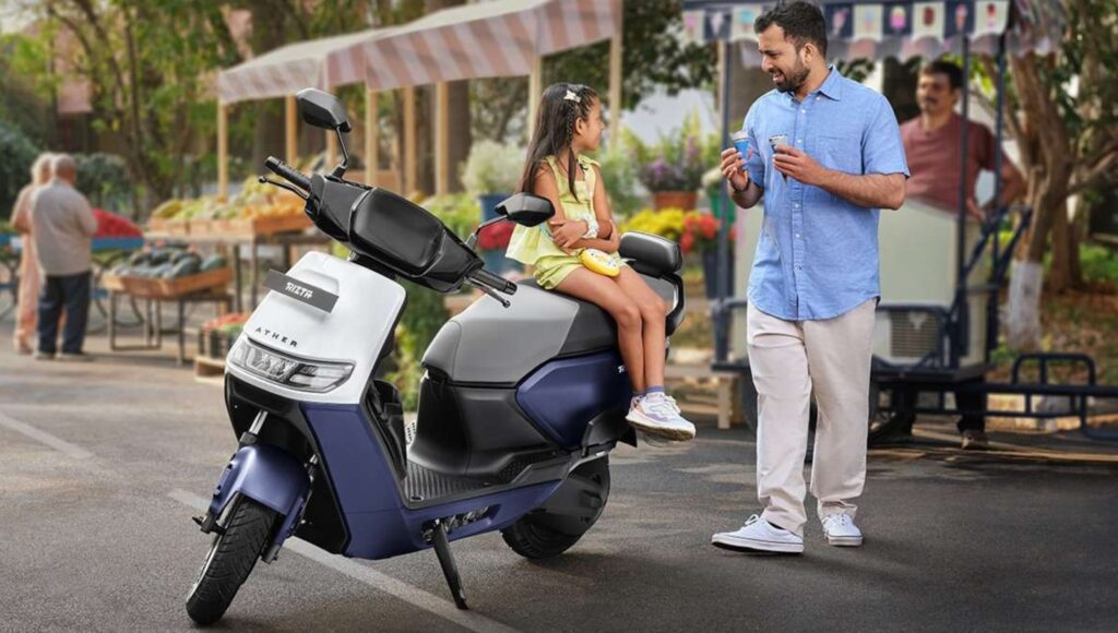 Ather Rizta: 4.3 kW पावर और 2.9 kWh बैटरी के साथ, सिर्फ ₹86,000 में स्मार्ट इलेक्ट्रिक स्कूटर