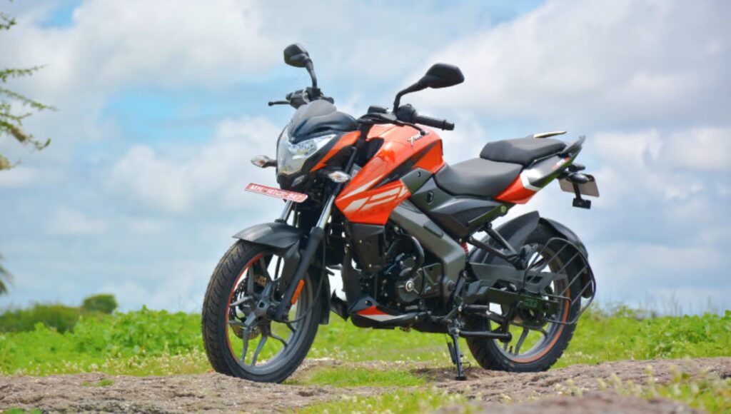 Bajaj Pulsar NS125: 124cc ची पॉवर, जबरदस्त फीचर्स आणि आकर्षक किंमत