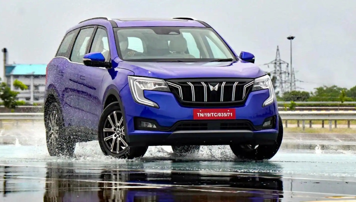 Mahindra XUV700: 16.57 kmpl माइलेज, ऑटोमैटिक गियरबॉक्स और AWD जानें कीमत और फीचर्स