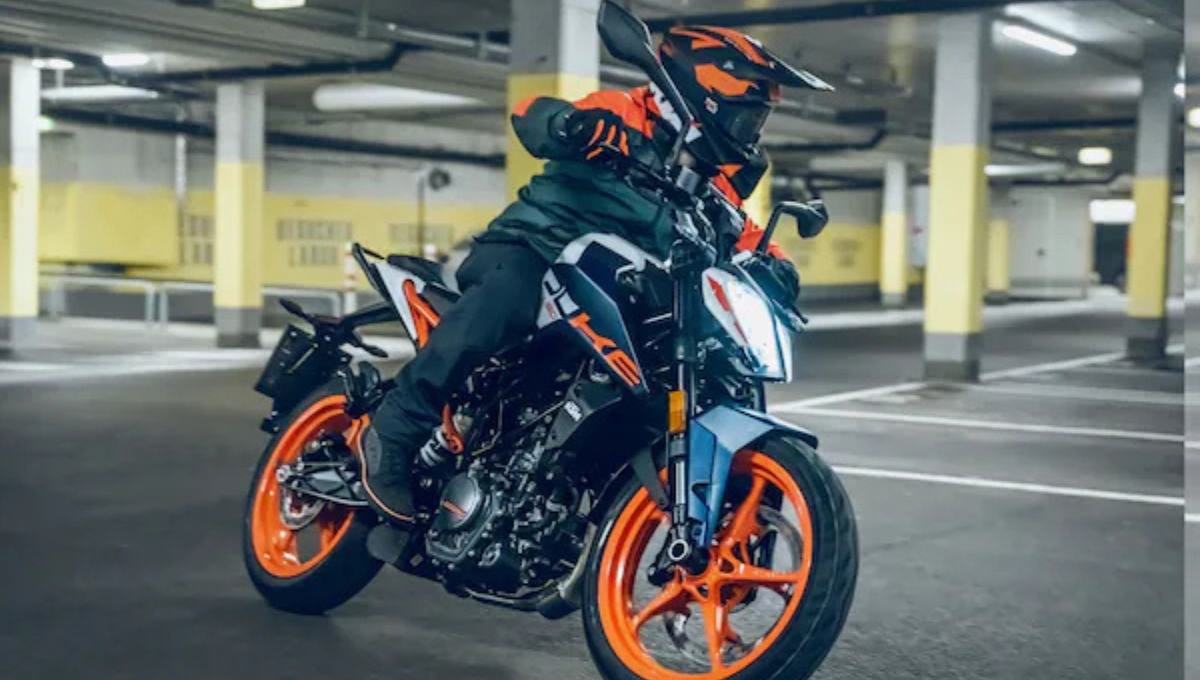 KTM 160 Duke: दमदार फीचर्स और सिर्फ ₹1.85 लाख में पाएं स्पोर्टी परफॉर्मेंस