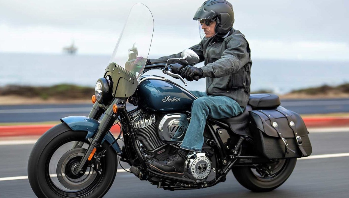 Indian Super Chief Limited: दमदार Features और ₹22.82-24.35 लाख के Price के साथ एक शानदार क्रूज़र बाइक