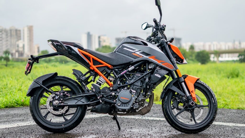 KTM 160 Duke: स्टाइल और पावर का नया संगम, कीमत ₹1,95,999 से शुरू