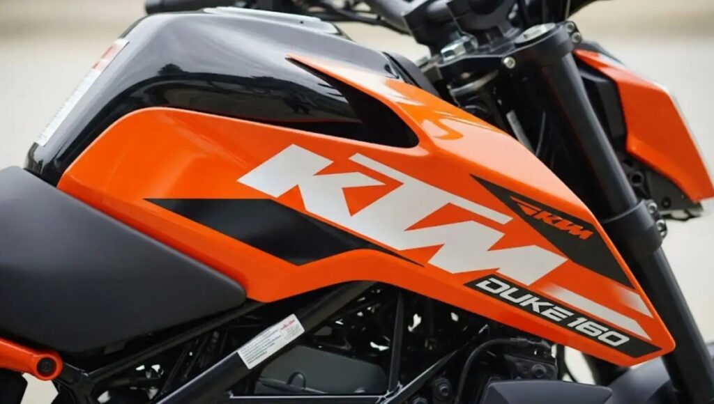 KTM 160 Duke: दमदार 164.2cc इंजन, LED हेडलाइट और स्टाइलिश लुक कीमत सिर्फ ₹1.75 लाख