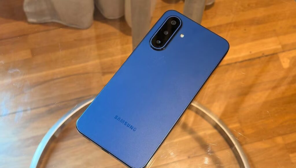 सिर्फ ₹19,499 में आया Samsung Galaxy A17 शानदार डिजाइन और पावरफुल परफॉर्मेंस के साथ