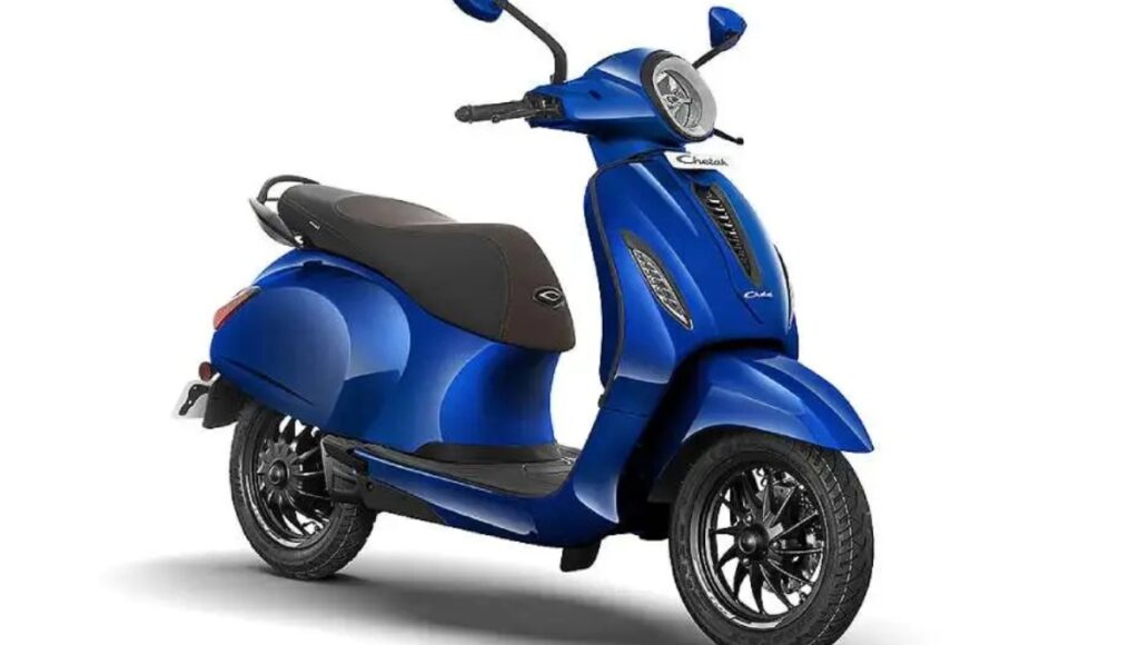 Bajaj Chetak: आधुनिक इलेक्ट्रिक स्कूटर का नया अनुभव