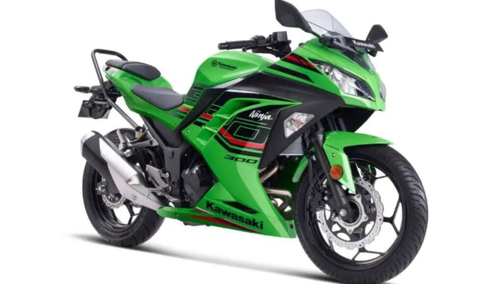 Kawasaki Ninja 300: ₹3.43 लाख में दमदार स्पोर्ट्स बाइक, जानें फीचर्स और परफॉर्मेंस