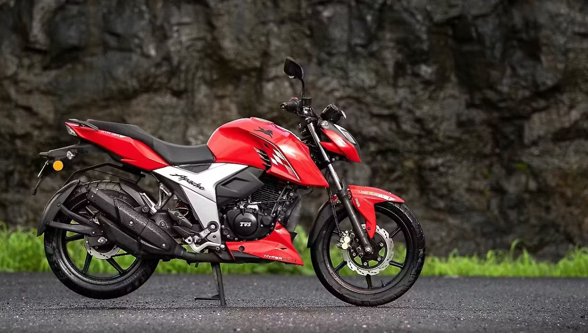 TVS Apache RTR 160: दमदार 159.7cc इंजन, LED हेडलाइट्स और सिर्फ ₹1.45 लाख में