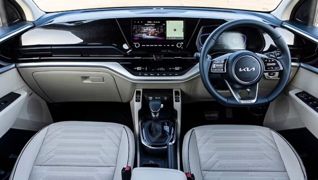 Kia Carens 2025: 7 सीटर MUV, ADAS Safety, 114HP Diesel Engine सिर्फ ₹15.99 लाख से