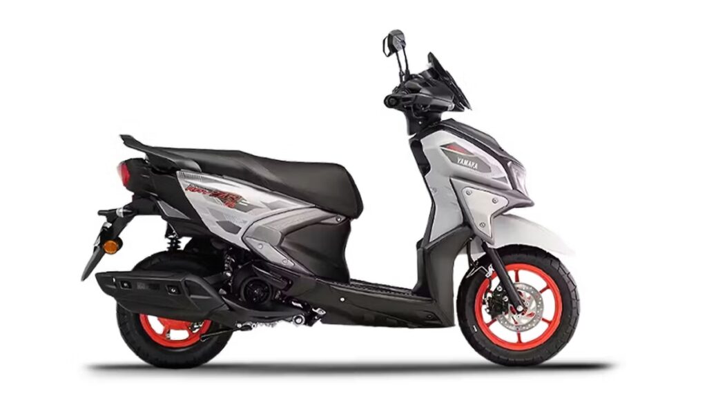 Yamaha Ray ZR 125: स्टाइलिश 125cc बाइक, UBS ब्रेक और 21L स्टोरेज के साथ कीमत 1.05 लाख रुपये