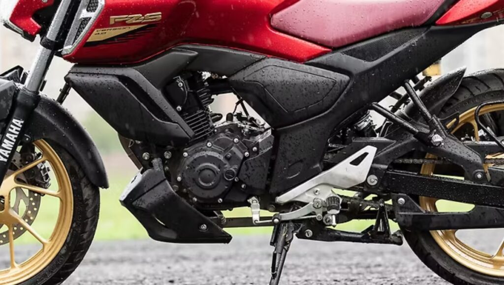 Yamaha FZS FI V4: 149cc स्टाइल, पावर और एडवांस फीचर्स के साथ, कीमत सिर्फ ₹1.25 लाख से शुरू