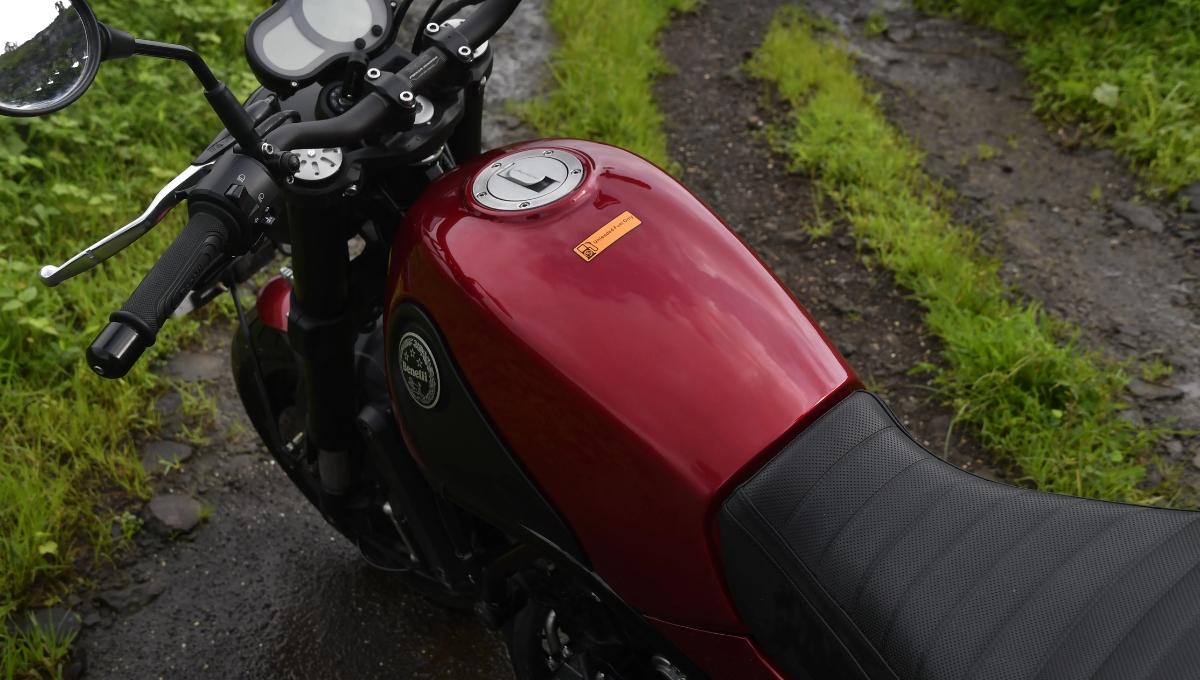 Benelli Leoncino 500: 500cc, 46.8 BHP और 170 kmph की दमदार बाइक कीमत सिर्फ ₹6.5 लाख (लगभग)