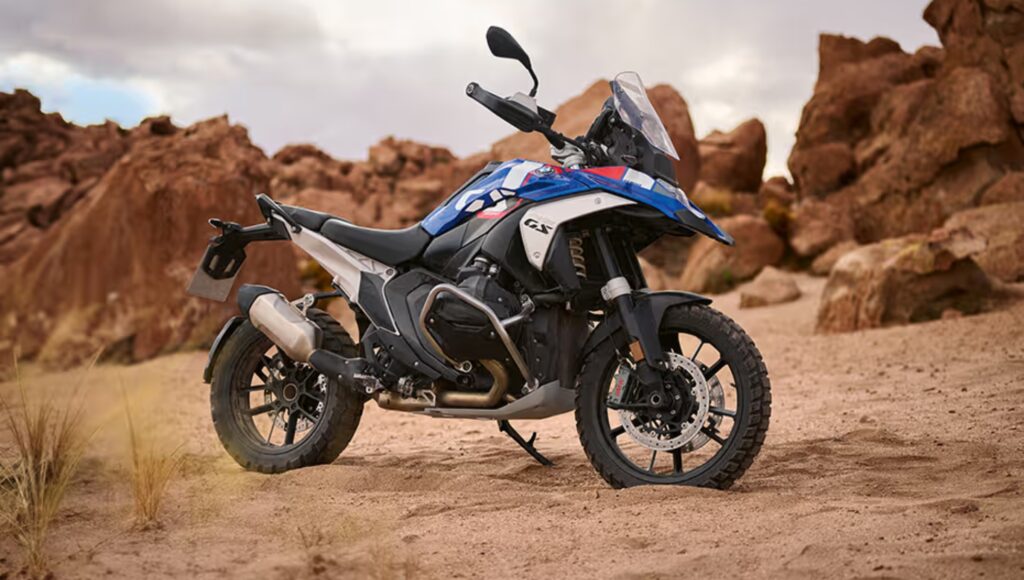 BMW R 1300 GS 2025: 145 PS पावर, एडवेंचर फीचर्स और कीमत ₹25 लाख से शुरू